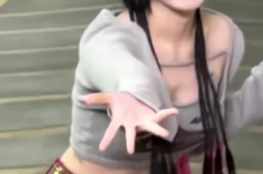 Q女士现身回应她发长文指责张婉婷宋宁峰竟被扒出是高露助理